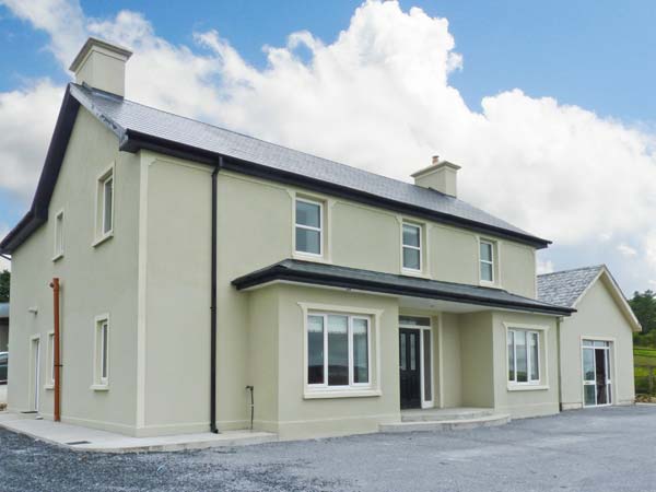 Scartaglen Family Cottage, Scartaglen, County Kerry, South West (Ref 27099)