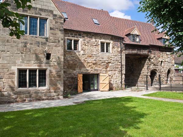 Gatehouse Croft Pet-Friendly Cottage, Polesworth, Peak District (Ref 27120)