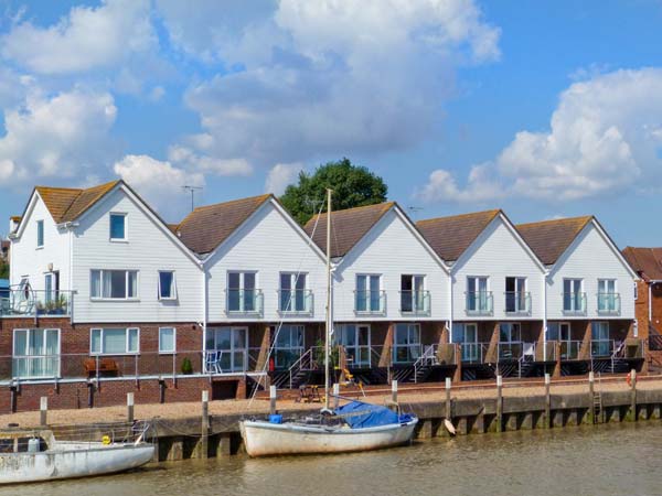 River View Coastal Cottage, Rye, South Coast (Ref 27218)