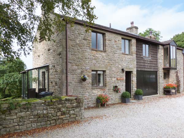River Cottage Family Cottage, Tatham Near Bentham, Yorkshire Dales (Ref 27222)
