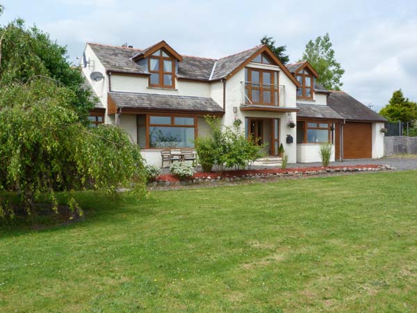 Lynmaris Pet-Friendly Cottage, Aldingham, Cumbria & The Lake District (Ref 27435)
