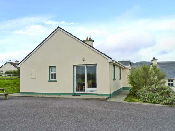 Beara 1 Pet-Friendly Cottage, Allihies, County Cork, South West (Ref 27856)