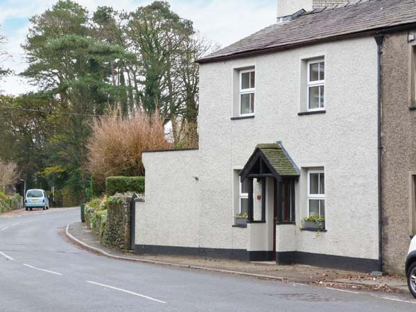 Mulberry Cottage Pet-Friendly Cottage, Cark In Cartmel , Cumbria & The Lake District (Ref 27956)