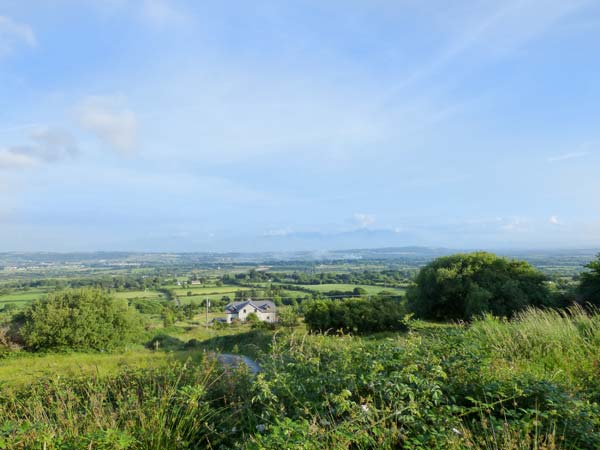 Farna View Pet-Friendly Cottage, Castlemaine, County Kerry, South West (Ref 28044)