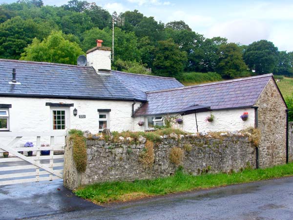 Gorrig Bwthyn Pet-Friendly Cottage, Llandysul, South Wales (Ref 28055)