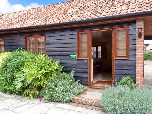 Horseshoe Pet-Friendly Cottage, Little Glemham, East Anglia (Ref 28095)
