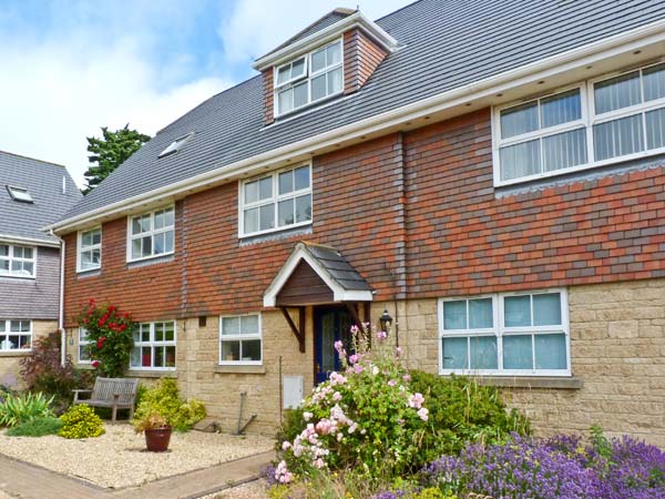 4 Wellington Square Beach Cottage, Yarmouth, Isle Of Wight, South Coast (Ref 28198)