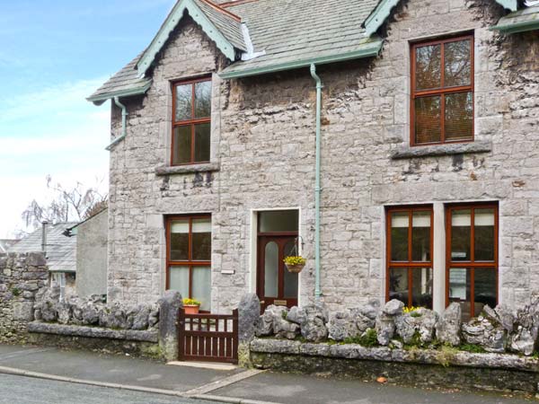 Pendleton Cottage Family Cottage, Grange-Over-Sands, Cumbria & The Lake District (Ref 28327)