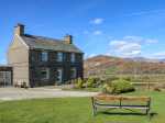Ymwlch Bach Farmhouse