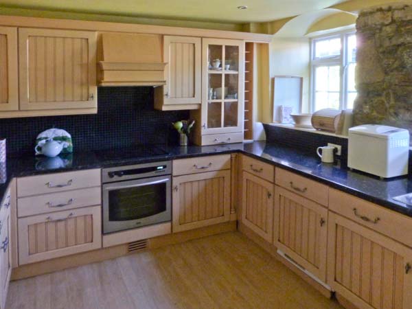 Apartment Mill Pet-Friendly Cottage, Airton, Cumbria & The Lake District (Ref 28394)