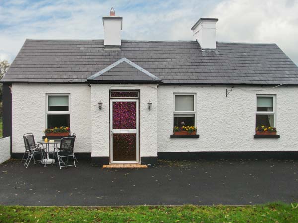 Hazel Cottage Pet-Friendly Cottage, Killimor, County Galway, West (Ref 28491)