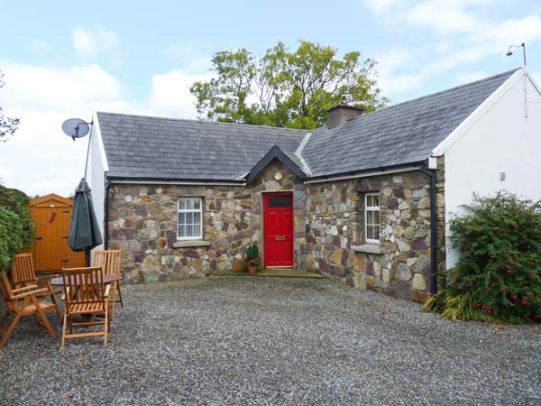 Rose Cottage Pet-Friendly Cottage, Duncannon, County Wexford, South East (Ref 28923)