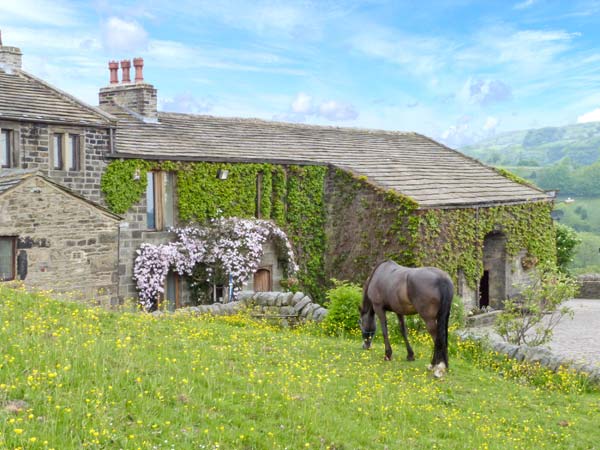 The Stable Cottage Family Cottage, Oakworth, Yorkshire Dales (Ref 29670)