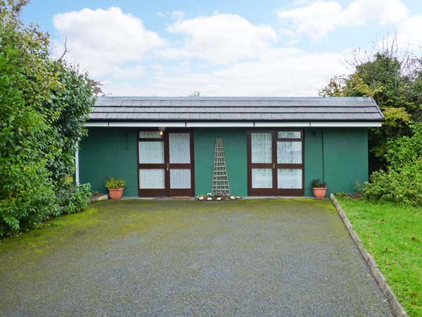 Woodside Lodge Pet-Friendly Cottage, Oughterard, County Galway, West (Ref 30696)