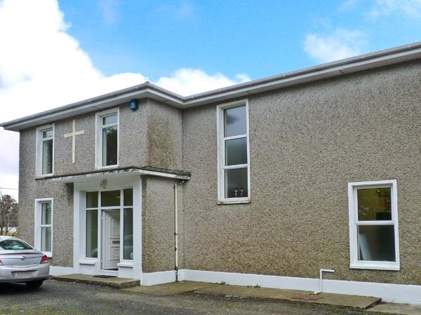 Sea View Beach Cottage, Ballinskelligs, County Kerry, South West (Ref 30905)