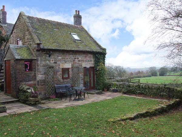 Mamor Cottage Pet-Friendly Cottage, Foxt, Peak District (Ref 31104)