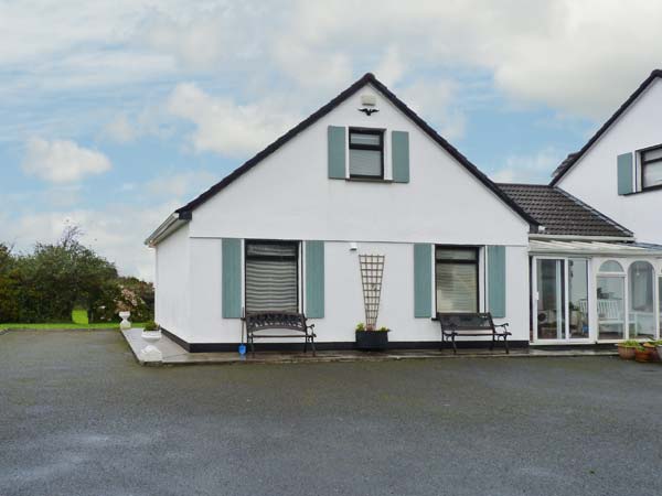 Woodside Chalet  Pet-Friendly Cottage, Oughterard, County Galway, West (Ref 31225)