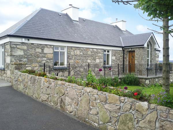 Prague House Coastal Cottage, Lettermore, County Galway, West (Ref 3647)