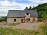 Hiraeth Pet-Friendly Cottage, Dolau, Mid Wales (Ref 4455)