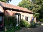 Daffodil Cottage Pet-Friendly Cottage, Waldringfield, East Anglia (Ref 4494)