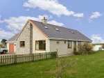 Cysgod Y Mynydd Pet-Friendly Cottage, Cemaes Bay, North Wales (Ref 5642)