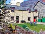 Stryd Wen Pet-Friendly Cottage, Llangynog, North Wales (Ref 6807)