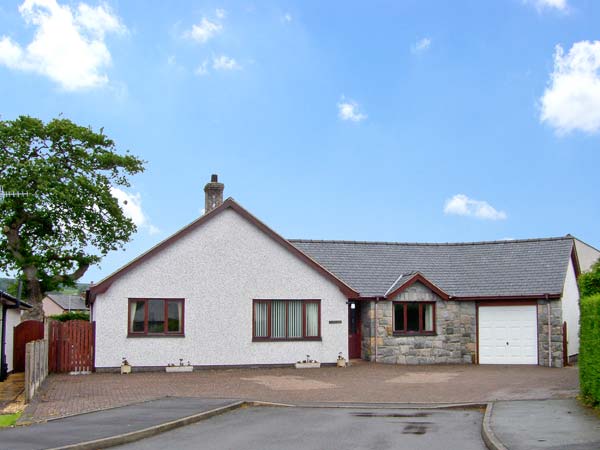 Bryn Llan Family Cottage, Bala, North Wales (Ref 7896)
