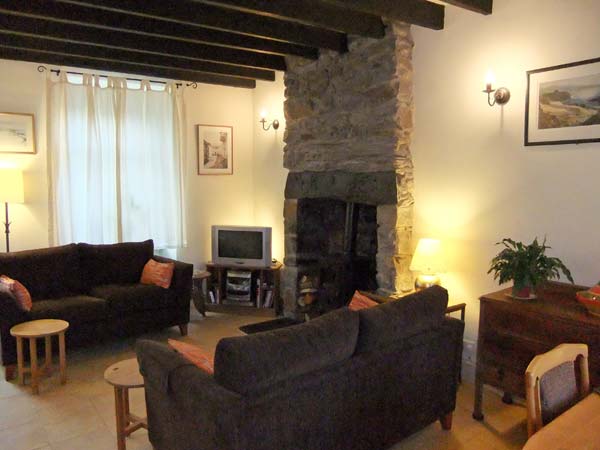 Tegfan Pet-Friendly Cottage, Llan Ffestiniog, North Wales (Ref 8635)