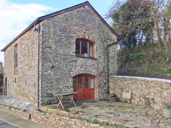 Virvale Barn Pet-Friendly Cottage, Combe Martin, South West England (Ref 903601)