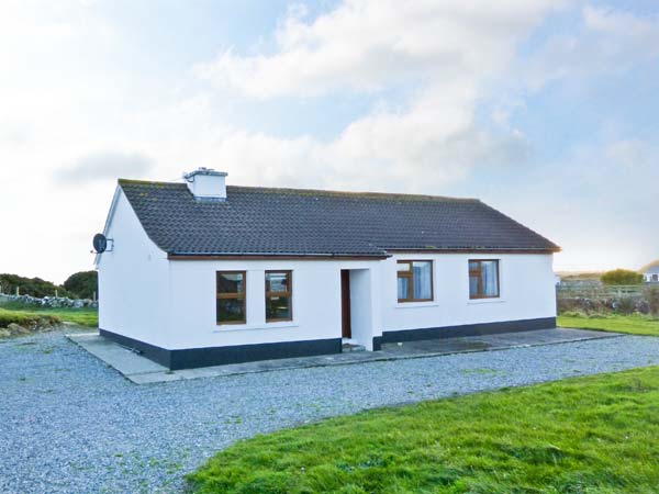 Errisbeg Pet-Friendly Cottage, Ballyconneely, County Galway, West (Ref 903626)