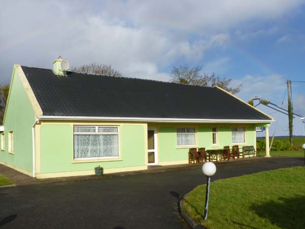 Evergreen House Pet-Friendly Cottage, Killorglin, County Kerry, South West (Ref 903767)