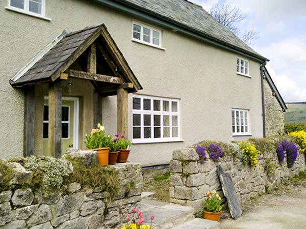 The Hymns Pet-Friendly Cottage, Walton, Mid Wales (Ref 905113)