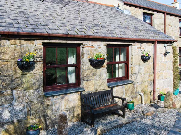 Bettyscot Pet-Friendly Cottage, Redruth, South West England (Ref 905280)