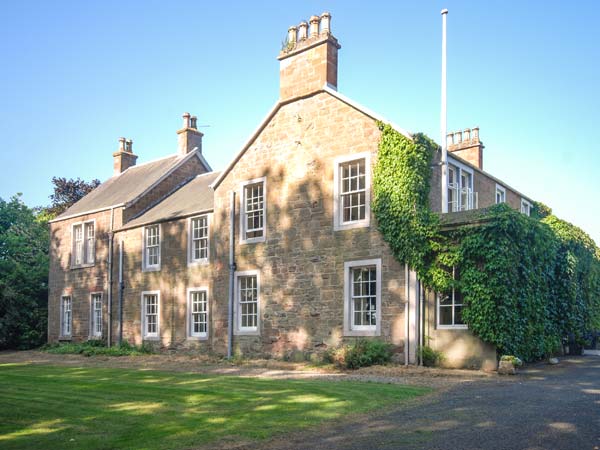 Rosemount House Family Cottage, Blairgowrie, Central Scotland (Ref 906447)