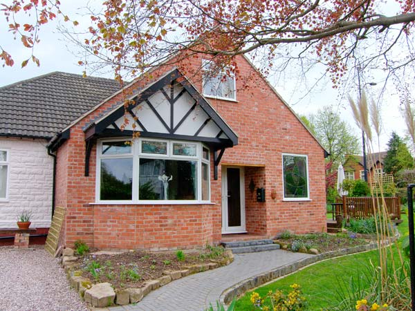 Dragon's Den  Cottage, Chester, North Wales (Ref 911874)