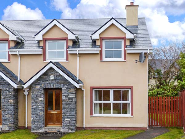 15 Sheen View Family Cottage, Kenmare, County Kerry, South West (Ref 912107)