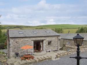 Hill Side Barn
