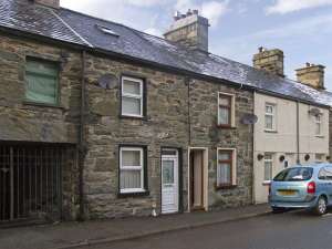 42 Manod Road
