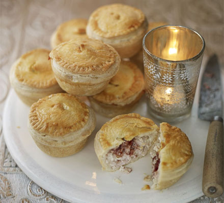 Mini Turkey and Cranberry Pies