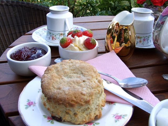 A Cornish cream tea