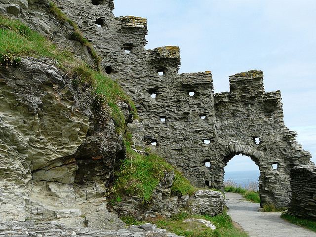 tintagel castle