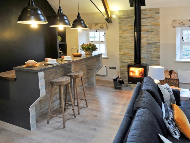 Holiday cottage in Yorkshire Dales with tennis court
