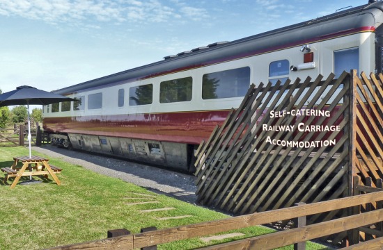 Converted Railway Carriage Self Catering Accommodation Near Whitby