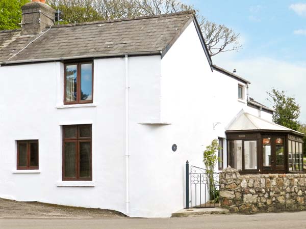 Corner Cottage Pet-Friendly Cottage, Reynoldston, South Wales (Ref 14219),Swansea