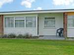 Beach Road Chalet Coastal Cottage, Scratby, East Anglia (Ref 18705),Great Yarmouth