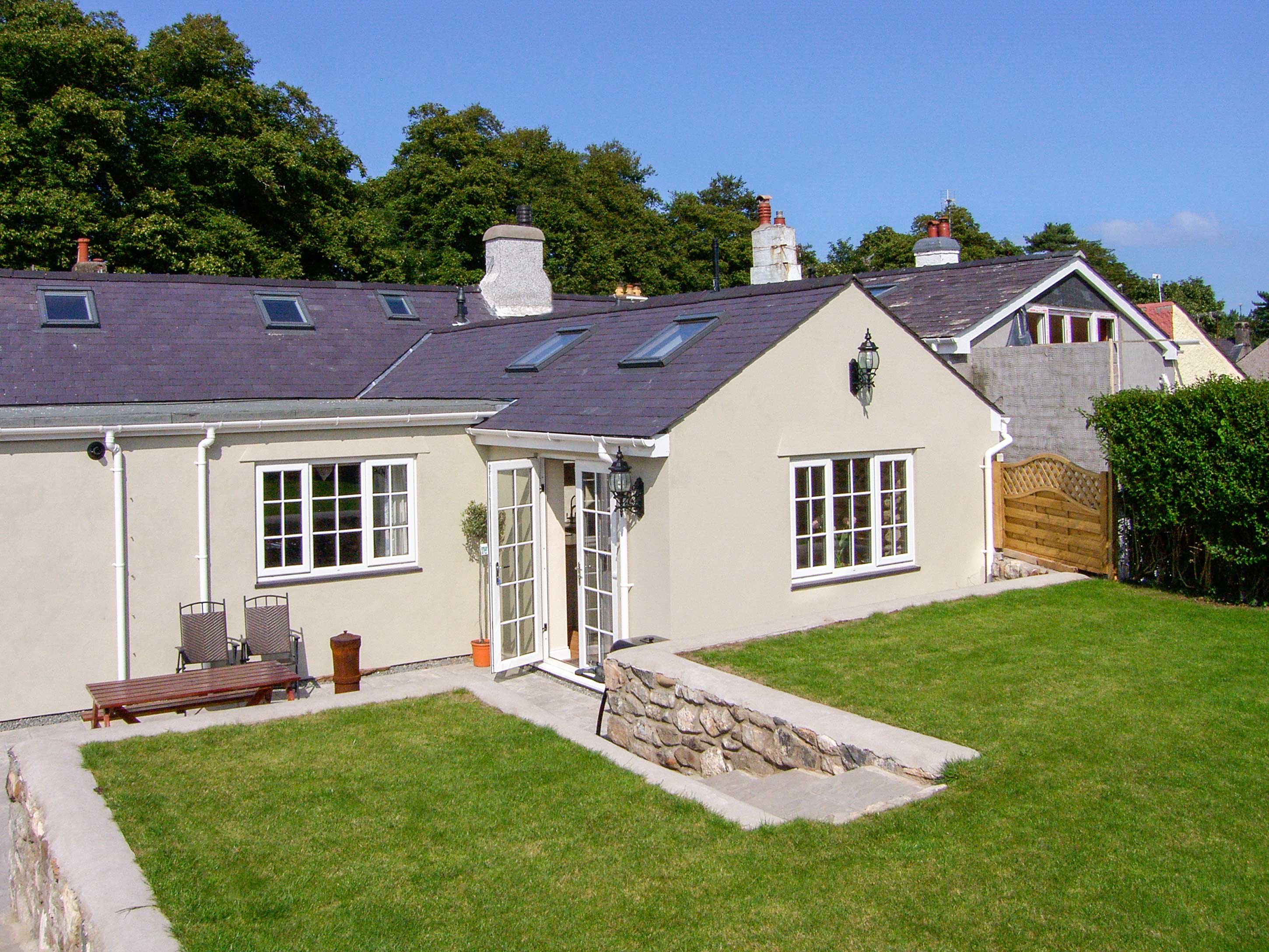 Bramley Cottage Coastal Cottage, Beaumaris, North Wales (Ref 24915),Beaumaris