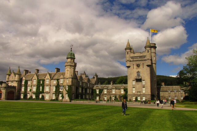 balmoral castle