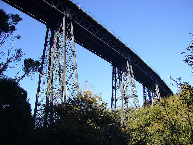 Meldon Viaduct by Graham Tait is licensed under CC 2.0