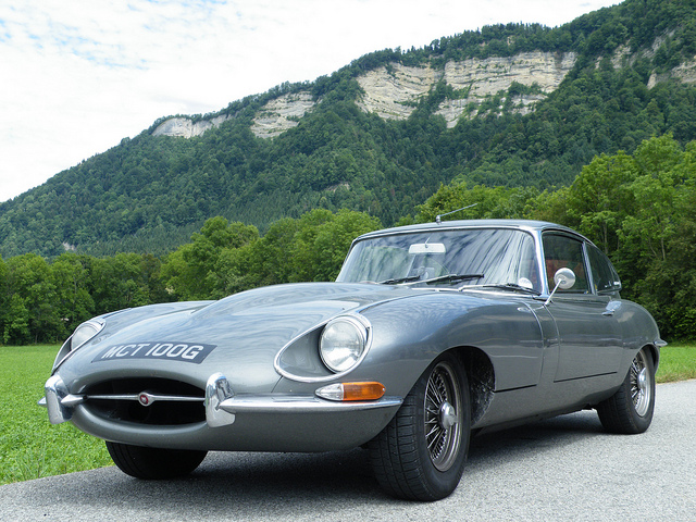 Jaguar E Type | Author | CC 2.0