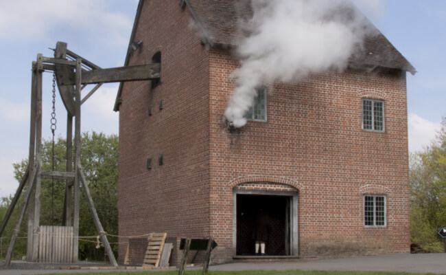 dartmouth oldest working steam engine in the world - What Devon is famous for